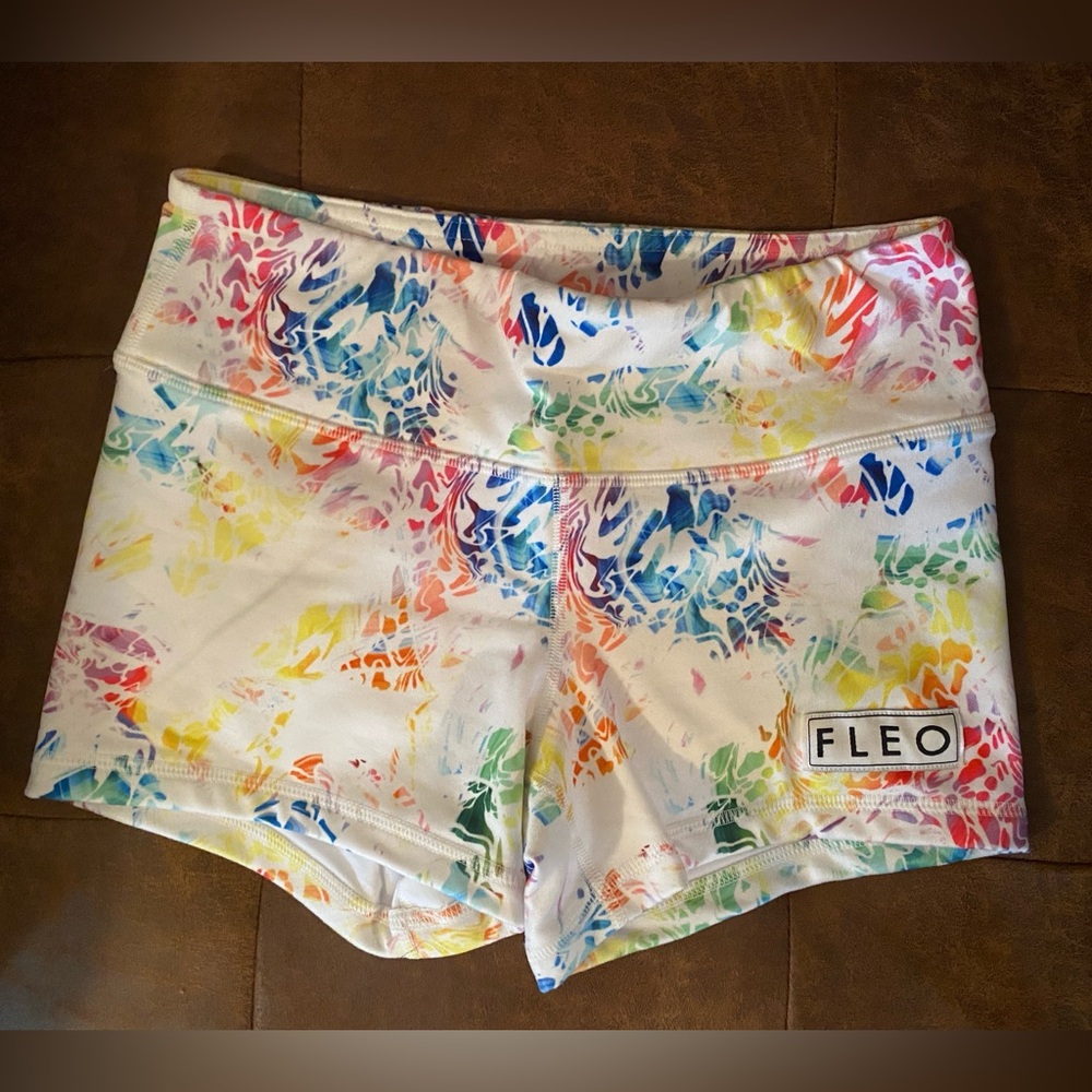 Fleo White and Rainbow Splatter 3.25 Shorts
